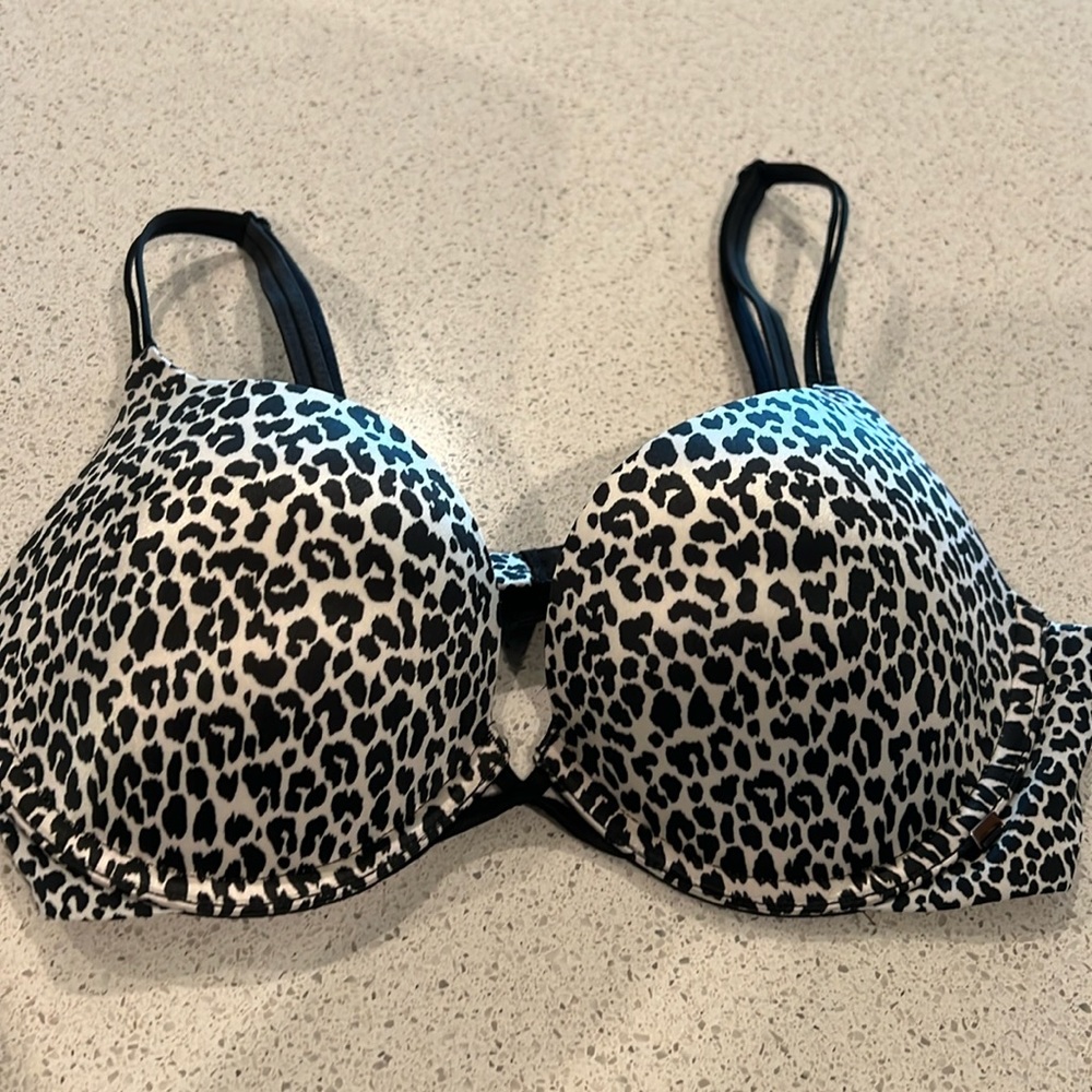 32C animal print very sexy push up bra by Victoria secret